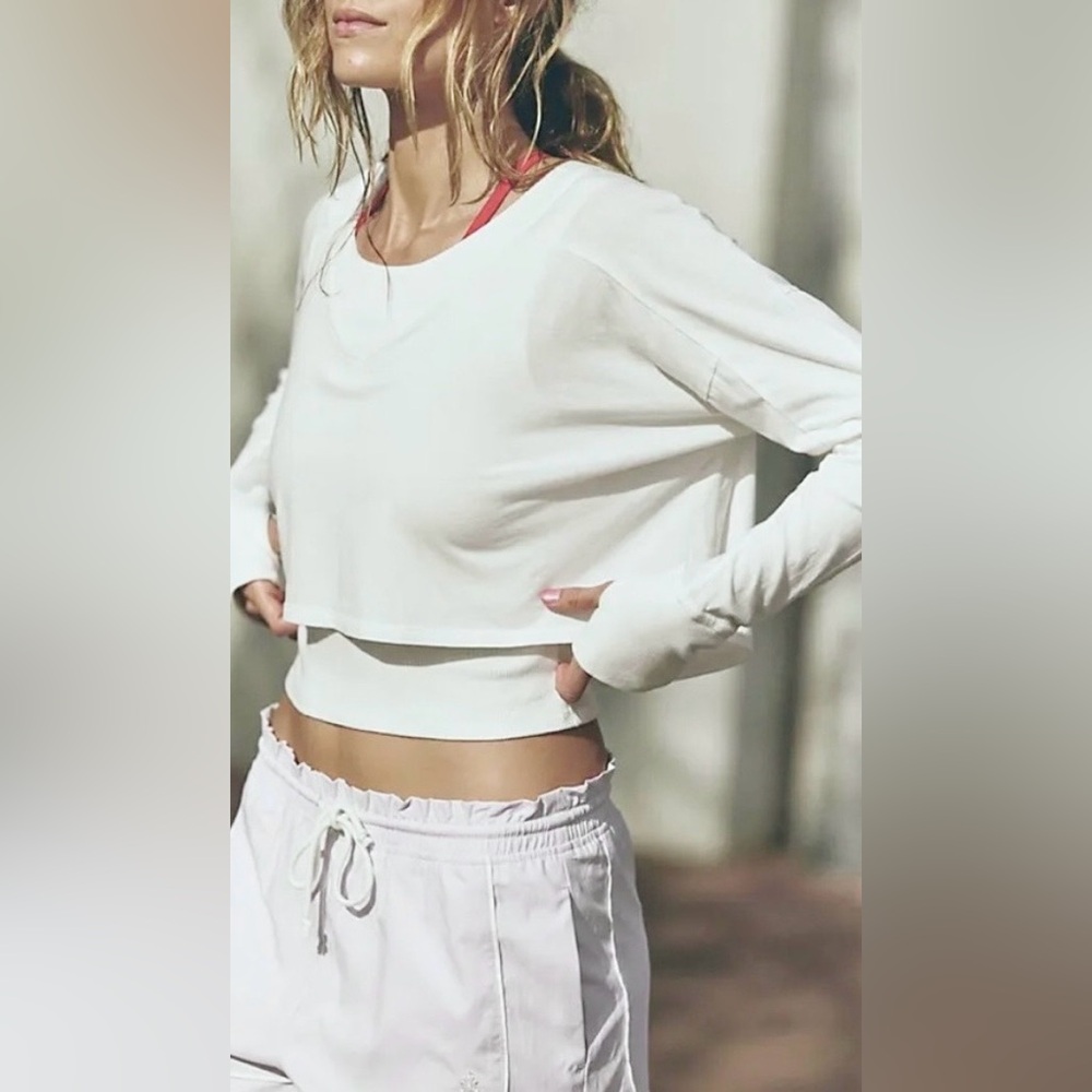 NWT FREE PEOPLE MOVEMENT STAY WITH IT  TOP WHITE